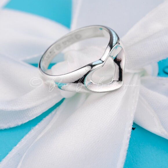 Tiffany & Co. Heart Ring Elsa Peretti Open Heart Ring Size 5.5 Silver w/Pouch - Picture 4 of 7